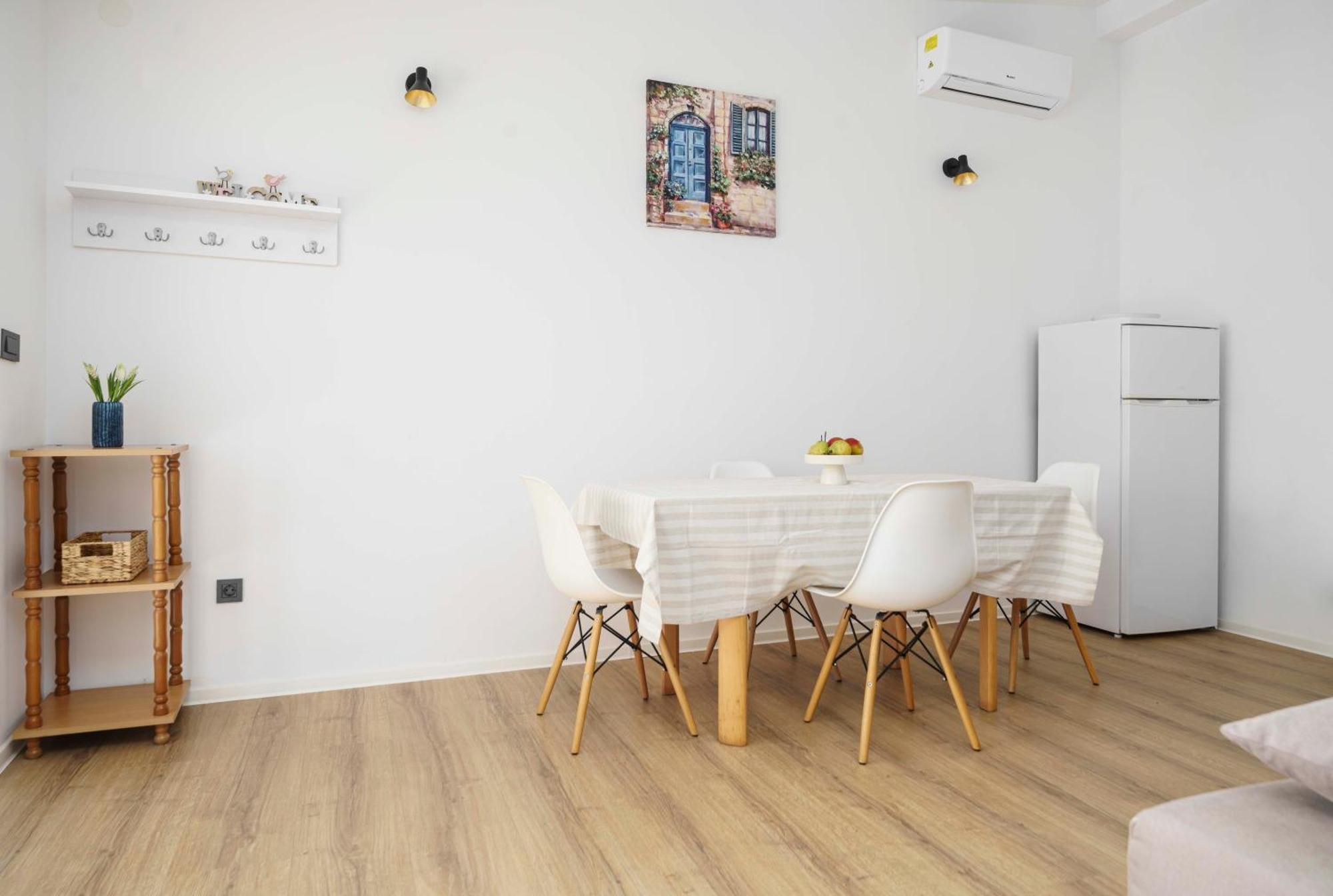 Apartments Vitis - City Centre - Free Parking Vodice Exterior photo